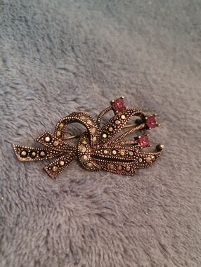 2/$22 Vintage Avon Dark Silver-Tone Marcasite Bow Brooch with Purple Rhinestones